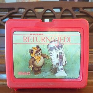 1983 Star Wars Return Of The Jedi Wicket Red Plastic Thermos Lunch Box Vintage